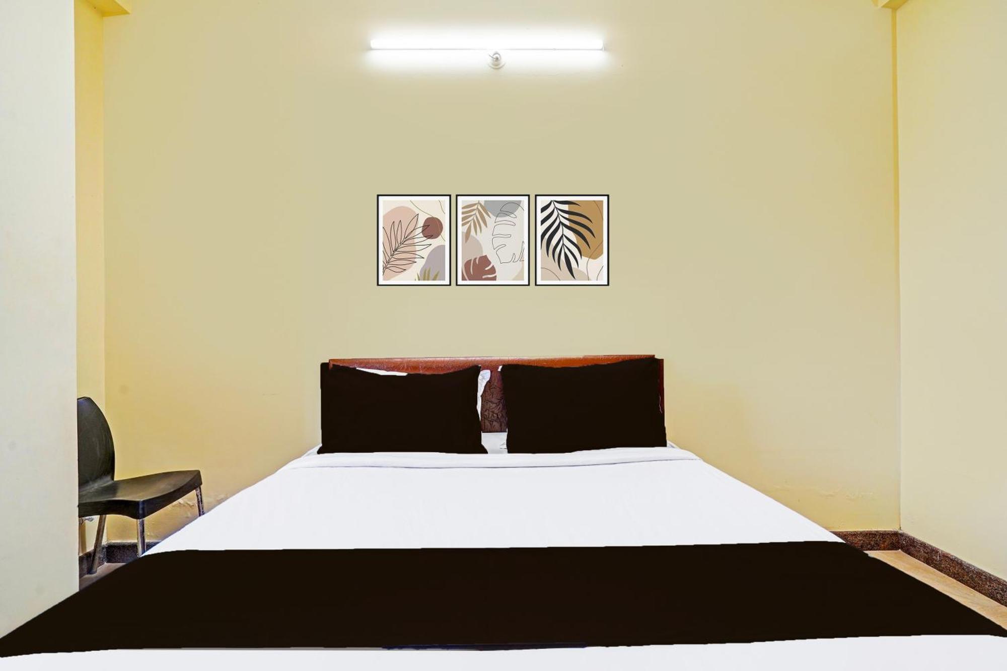 Super Hotel O Srigandhakavalu Formerly Chamundeshwari Lodging Jālahalli Zewnętrze zdjęcie