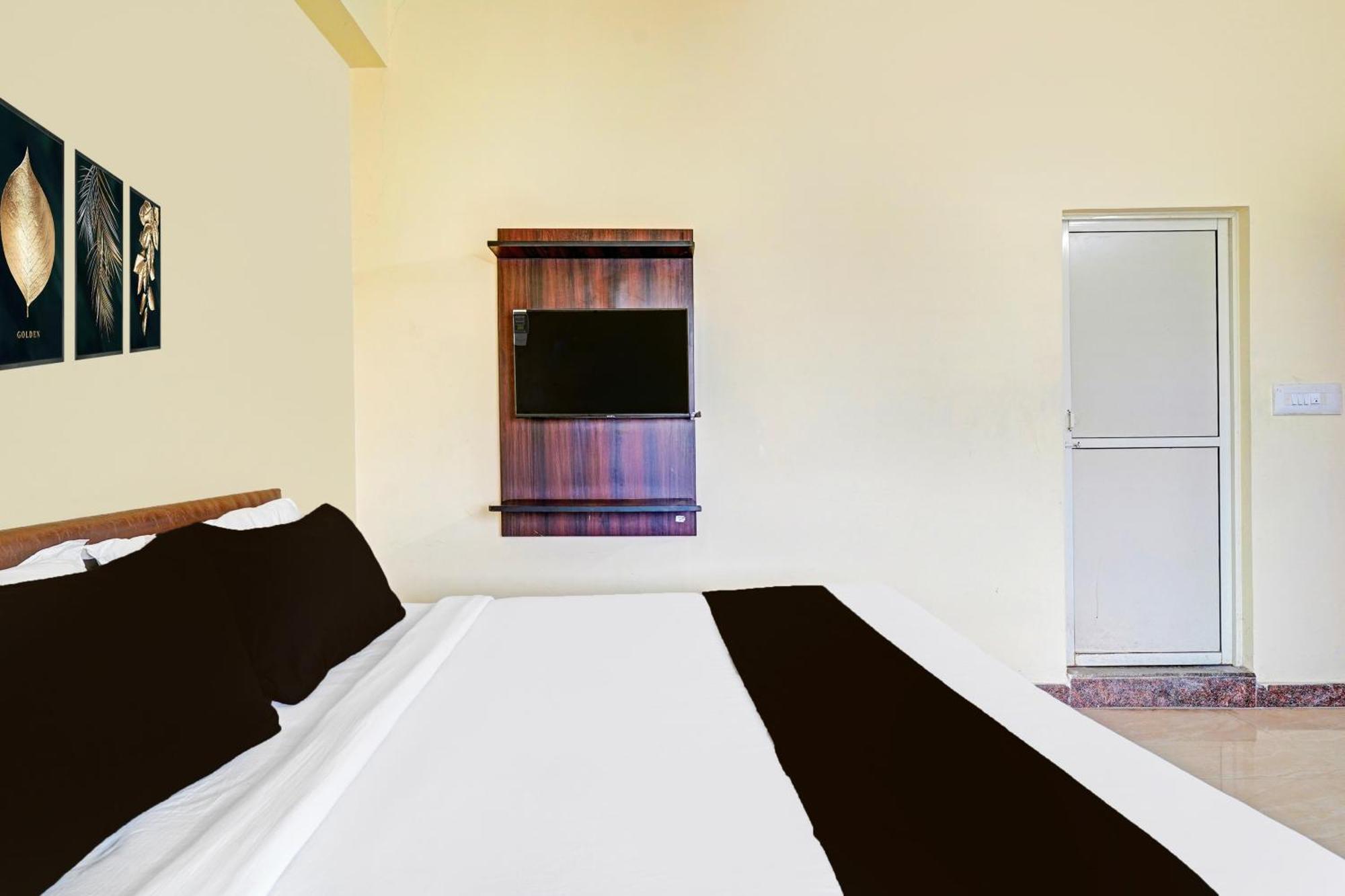 Super Hotel O Srigandhakavalu Formerly Chamundeshwari Lodging Jālahalli Zewnętrze zdjęcie