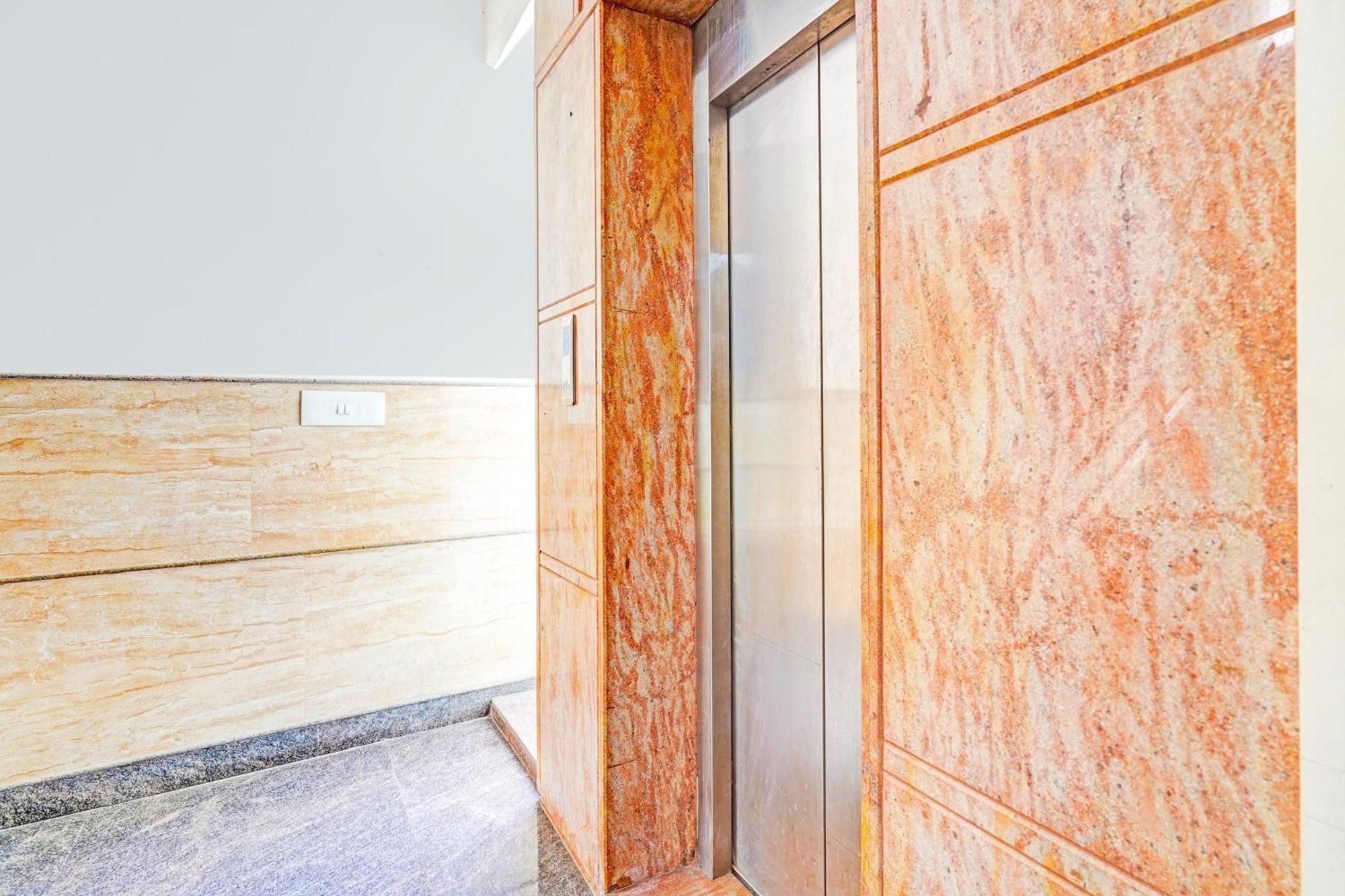 Super Hotel O Srigandhakavalu Formerly Chamundeshwari Lodging Jālahalli Zewnętrze zdjęcie