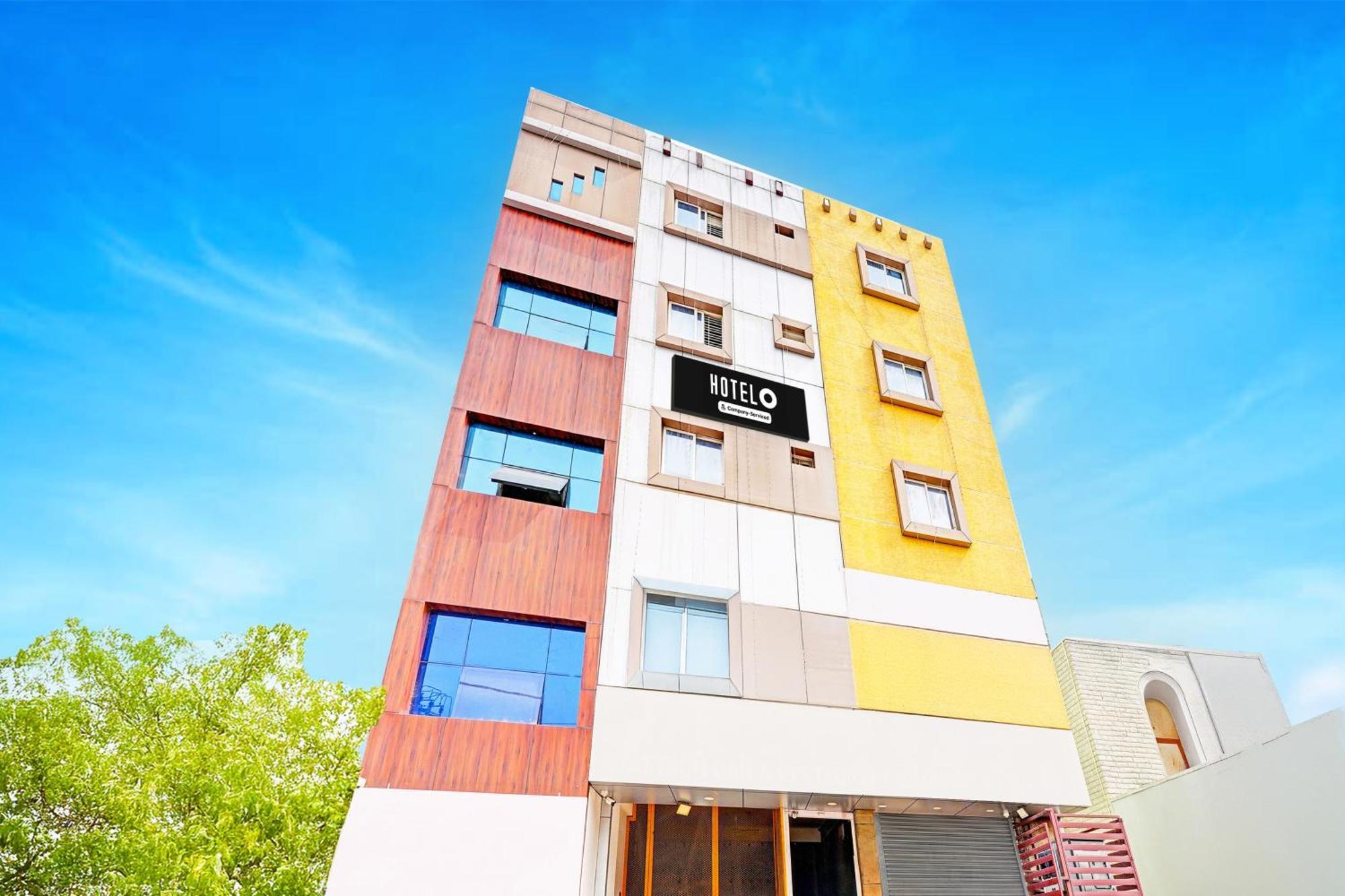 Super Hotel O Srigandhakavalu Formerly Chamundeshwari Lodging Jālahalli Zewnętrze zdjęcie