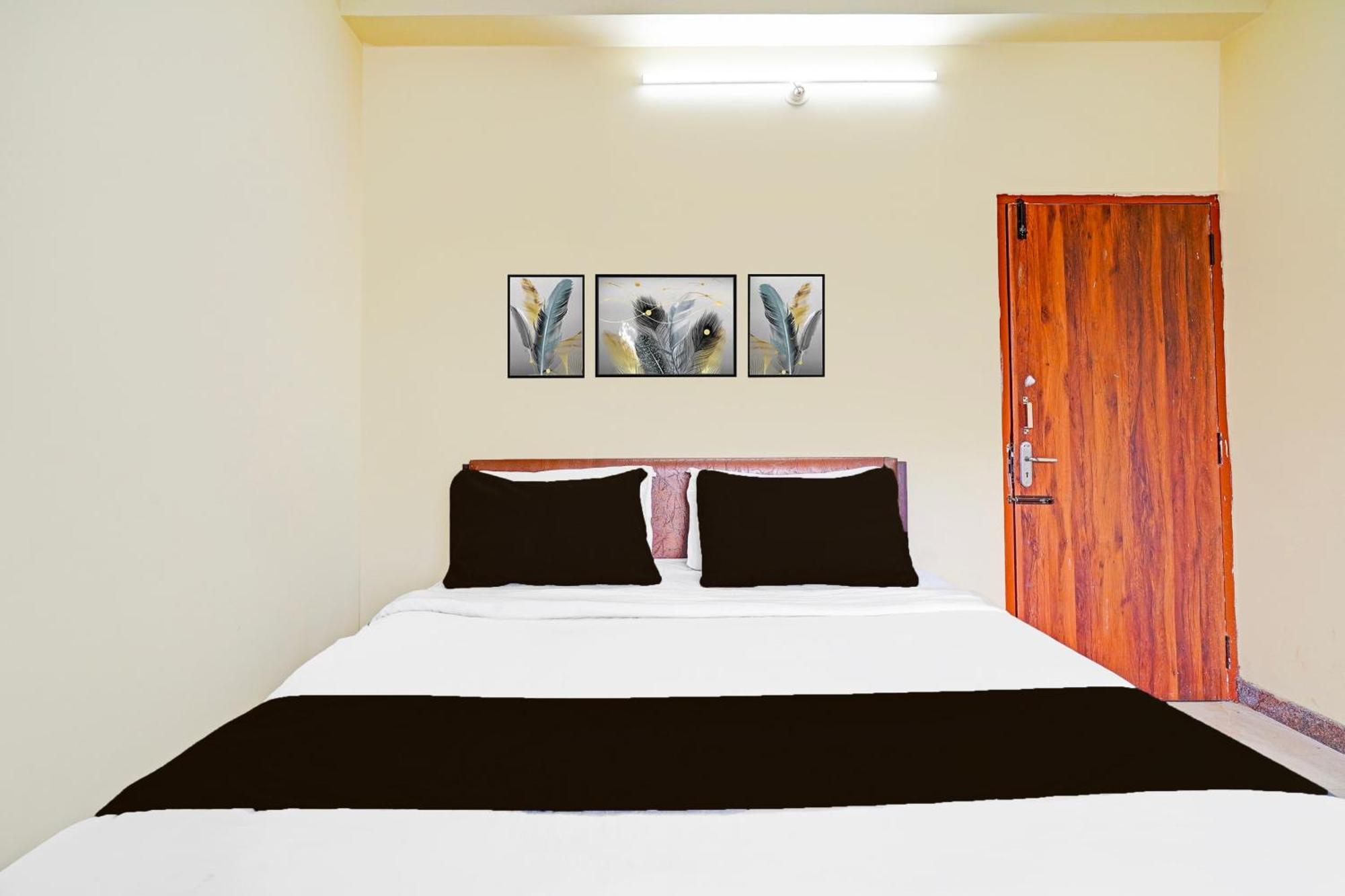 Super Hotel O Srigandhakavalu Formerly Chamundeshwari Lodging Jālahalli Zewnętrze zdjęcie