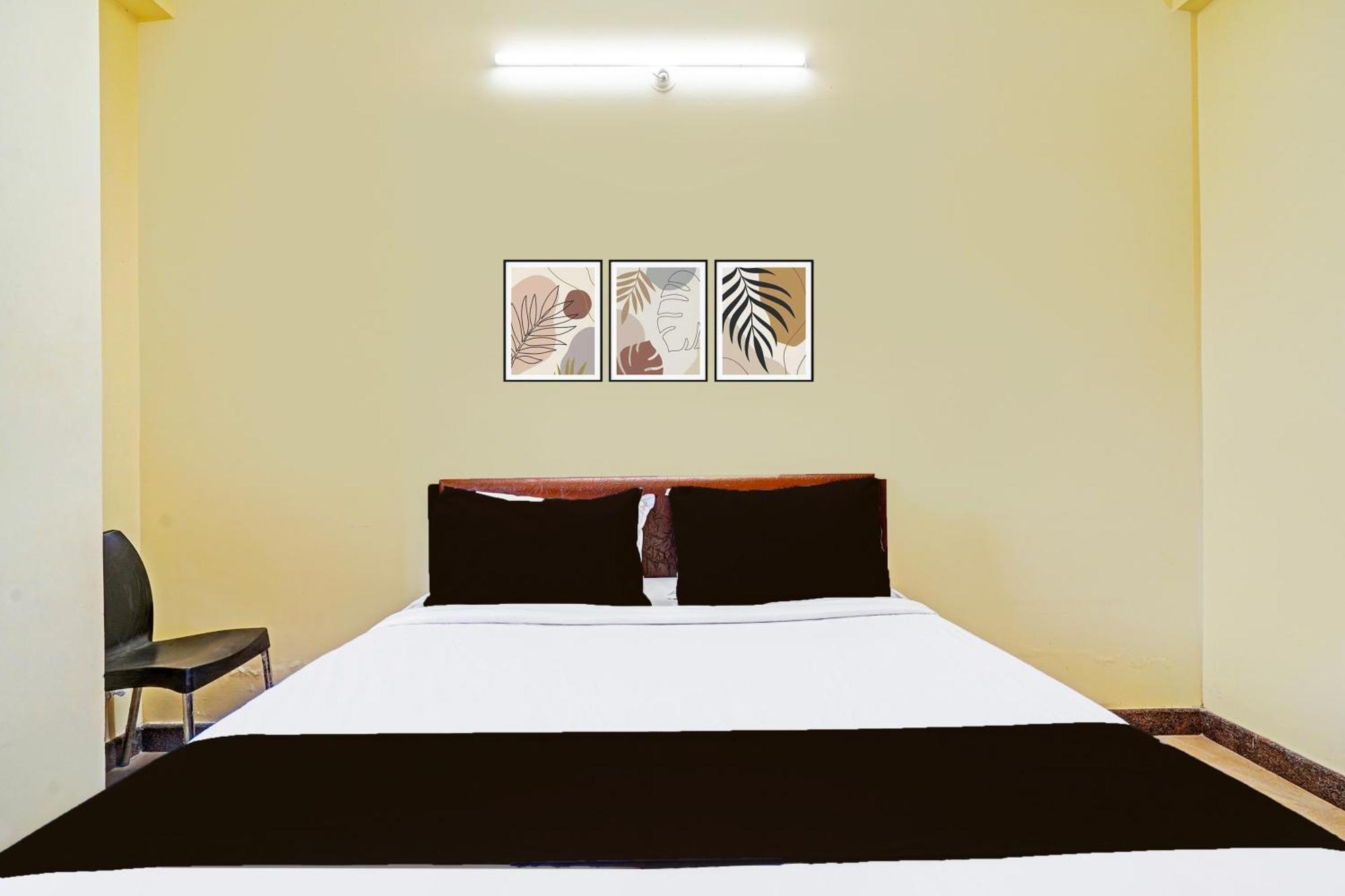 Super Hotel O Srigandhakavalu Formerly Chamundeshwari Lodging Jālahalli Zewnętrze zdjęcie