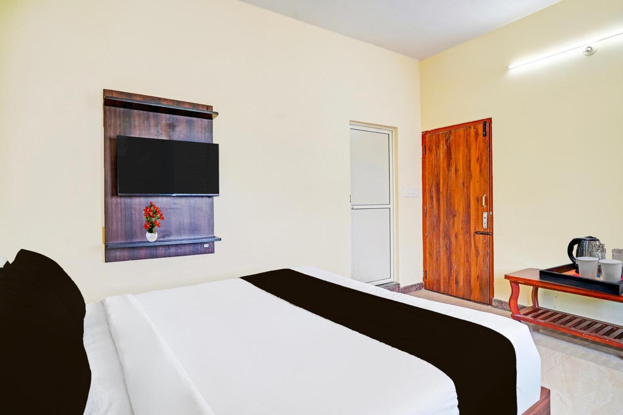 Super Hotel O Srigandhakavalu Formerly Chamundeshwari Lodging Jālahalli Zewnętrze zdjęcie