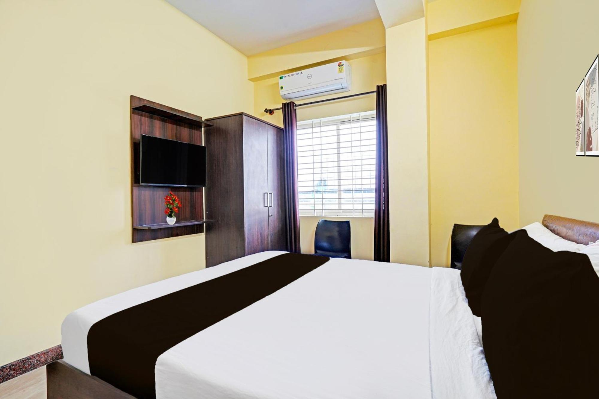 Super Hotel O Srigandhakavalu Formerly Chamundeshwari Lodging Jālahalli Zewnętrze zdjęcie