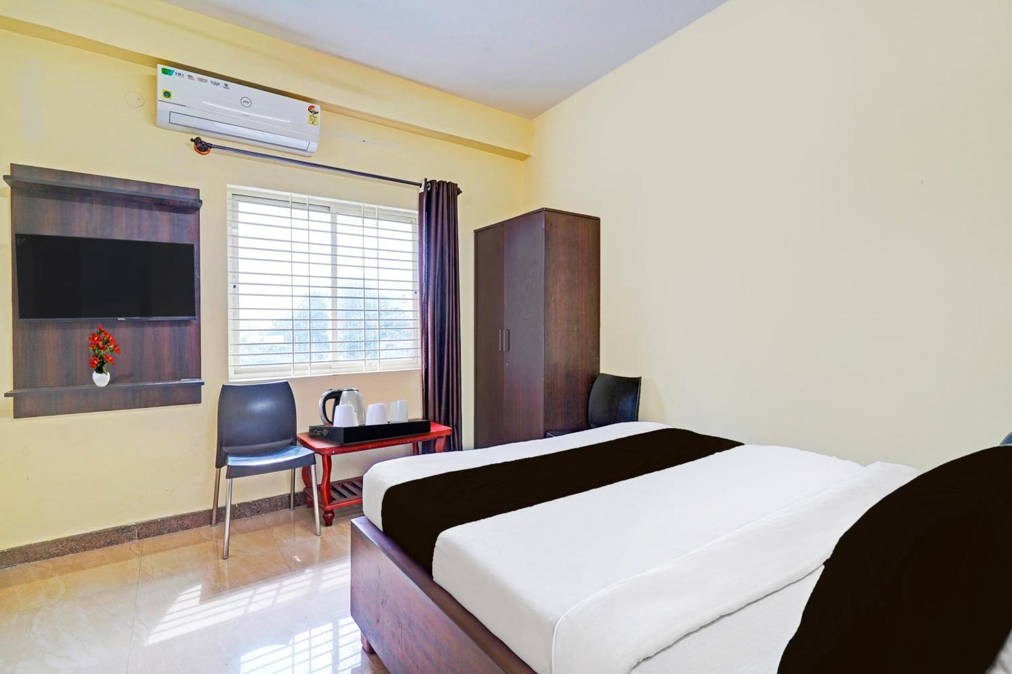 Super Hotel O Srigandhakavalu Formerly Chamundeshwari Lodging Jālahalli Zewnętrze zdjęcie